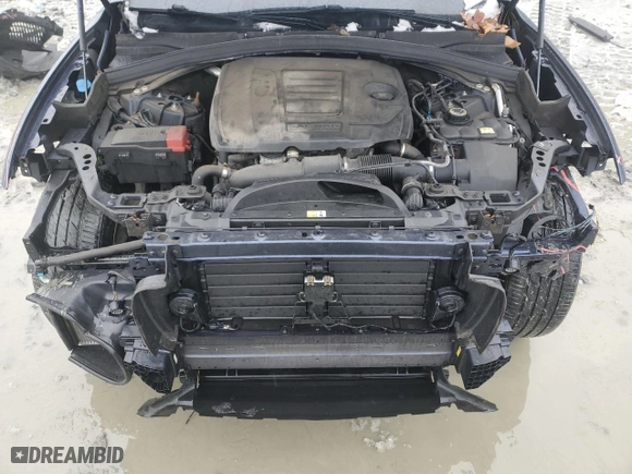 2019 Jaguar F-PACE 25t Premium with VIN SADCJ2FX6KA368632, listed as a Copart auction lot 44203685 with NaN miles and Salvage Title. Bid and sale history available at carsss.com. Image 12.