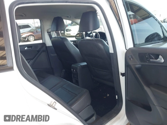 2017 Volkswagen Tiguan S with VIN WVGAV7AXXHK026143, listed as a IAAI auction lot 42257624 with 87,327 mi miles and . Bid and sale history available at DreamBid. Image 8.