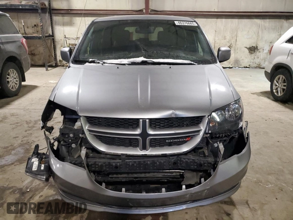 2019 Dodge Grand Caravan GT with VIN 2C4RDGEG1KR688903, listed as a Copart auction lot 46376665 with 74,138 mi miles and Salvage Title. Bid and sale history available at DreamBid. Image 5.