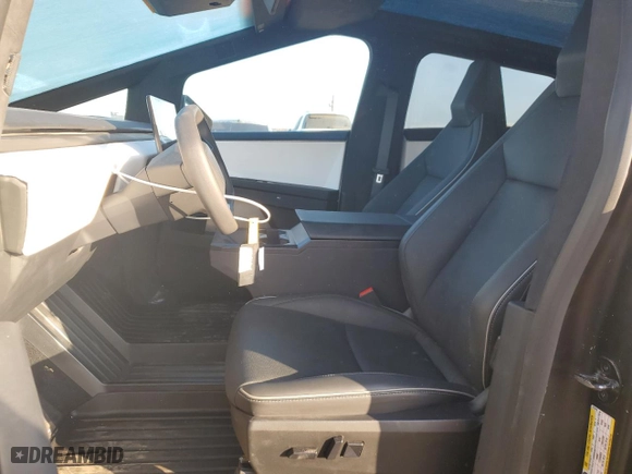2024 Tesla Cybertruck with VIN 7G2CEHED6RA013370, listed as a Copart auction lot 83842374 with 58 miles and Salvage Title. Bid and sale history available at carsss.com. Image 7.