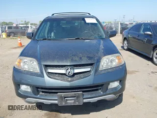 2005 Acura MDX Touring z VIN 2HNYD18885H530026, wystawiony jako IAAI lot #42414576 z przebiegiem 199 421 mil mil oraz . Historia ofert i sprzedaży dostępna na DreamBid. Obrazek 6.