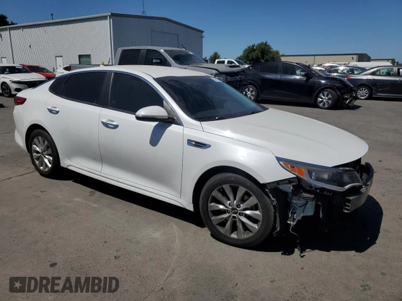 2018 Kia Optima S with VIN 5XXGT4L31JG229693, listed as a Copart auction lot 60841225 with 63,739 mi miles and Salvage title. Bid and sale history available at DreamBid. Image 4.