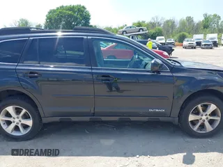2014 Subaru Outback Limited z VIN 4S4BRCLC2E3322145, wystawiony jako IAAI lot #42654875 z przebiegiem 151 393 mil mil oraz . Historia ofert i sprzedaży dostępna na DreamBid. Obrazek 14.