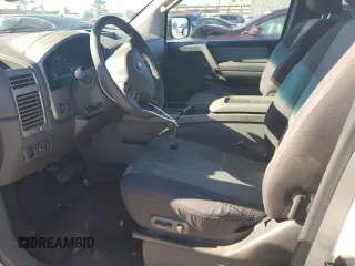 2005 Nissan Titan SE z VIN 1N6AA06AX5N500773, wystawiony jako Copart lot #81695634 z przebiegiem 127 210 mil mil oraz Szkoda całkowita • Salvage title. Historia ofert i sprzedaży dostępna na DreamBid. Obrazek 7.