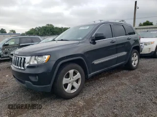 2011 Jeep Grand Cherokee Laredo z VIN 1J4RR4GG6BC669375, wystawiony jako Copart lot #61526885 z przebiegiem 154 727 mil mil oraz Czysty tytuł • Clean title. Historia ofert i sprzedaży dostępna na DreamBid. Obrazek 1.
