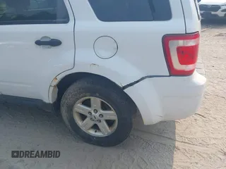 2008 Ford Escape Hybrid с VIN 1FMCU59H08KE43381, выставлен на аукционе IAAI как лот 42136949 с пробегом 231 000 миль миль и . История ставок и продаж доступна на DreamBid. Изображение 6.