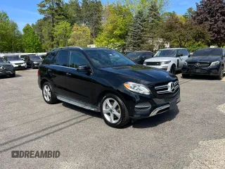 2018 Mercedes-Benz GLE 350 z VIN 4JGDA5JB4JB033015, wystawiony jako Copart lot #57177215 z przebiegiem 176 832 mil mil oraz Czysty tytuł • Clean title. Historia ofert i sprzedaży dostępna na DreamBid. Obrazek 2.
