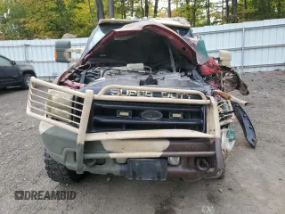 2001 Ford Super Duty F-250 XL with VIN 1FTNX21F51EA21401, listed as a Copart auction lot 71724304 with Not Provided miles and Salvage Title. Bid and sale history available at carsss.com. Image 5.