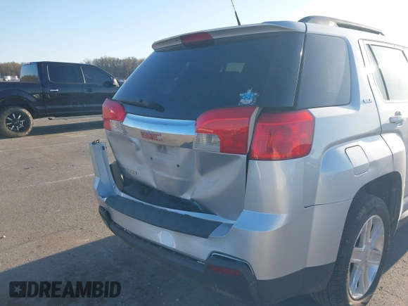2011 GMC Terrain SLE-2 z VIN 2CTALSEC5B6472638, wystawiony jako IAAI lot #41975604 z przebiegiem 202 331 mil mil oraz . Historia ofert i sprzedaży dostępna na DreamBid. Obrazek 6.