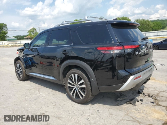2024 Nissan Pathfinder Platinum z VIN 5N1DR3DK8RC212561, wystawiony jako Copart lot #54729585 z przebiegiem 46 647 mil mil oraz Czysty tytuł • Clean title. Historia ofert i sprzedaży dostępna na DreamBid. Obrazek 2.