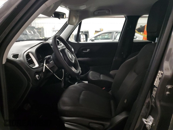 2018 Jeep Renegade Sport with VIN ZACCJAAB4JPH77082, listed as a Copart auction lot 45867195 with 174,305 mi miles and Salvage Title. Bid and sale history available at DreamBid. Image 7.