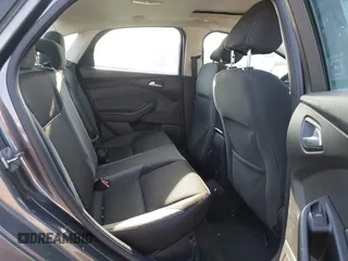 2013 Ford Focus SE with VIN 1FADP3F20DL325958, listed as a IAAI auction lot 41997500 with 195,793 mi miles. Bid and sale history available at carsss.com. Image 8.