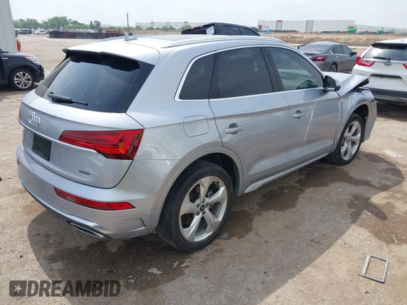 2022 Audi Q5 S line Premium Plus with VIN WA1EAAFY2N2081546, listed as a IAAI auction lot 42255043 with 33,371 mi miles and . Bid and sale history available at DreamBid. Image 4.