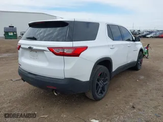 2018 Chevrolet Traverse LS with VIN 1GNERFKW0JJ222542, listed as a IAAI auction lot 41811876 with 104,512 mi miles. Bid and sale history available at carsss.com. Image 4.