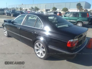 1997 BMW 5 Series 528iA with VIN WBADD6328VBW23350, listed as a IAAI auction lot 41707835 with 272,299 mi miles. Bid and sale history available at carsss.com. Image 3.