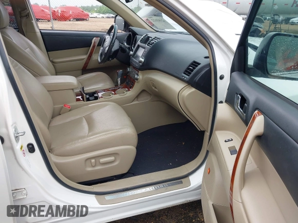 2012 Toyota Highlander Limited с VIN 5TDYK3EHXCS065369, выставлен на аукционе IAAI как лот 42103122 с пробегом 174 310 миль миль и . История ставок и продаж доступна на DreamBid. Изображение 5.