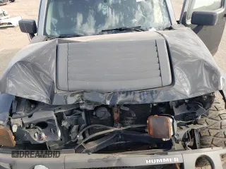 2006 Hummer H3 with VIN 5GTDN136968284885, listed as a Copart auction lot 68511774 with 207,664 mi miles and Salvage Title. Bid and sale history available at carsss.com. Image 12.