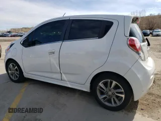 2015 Chevrolet Spark EV LT with VIN KL8CK6S05FC714603, listed as a Copart auction lot 47800595 with 60,218 mi miles and Clean Title. Bid and sale history available at carsss.com. Image 2.