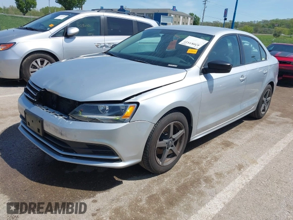 2015 Volkswagen Jetta Sedan 2.0L S with VIN 3VW2K7AJXFM423061, listed as a IAAI auction lot 42083522 with 161,028 mi miles. Bid and sale history available at carsss.com. Image 2.