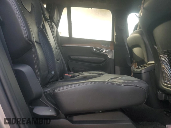 2016 Volvo XC90 T6 Inscription z VIN YV4A22PL4G1024751, wystawiony jako Copart lot #87073174 z przebiegiem Nie podano mil oraz Szkoda całkowita • Salvage title. Historia ofert i sprzedaży dostępna na DreamBid. Obrazek 11.