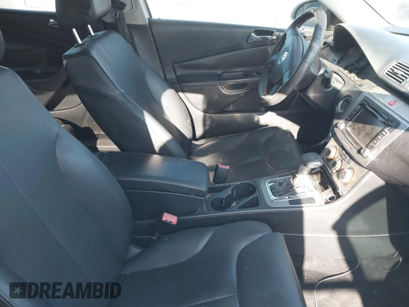 2007 Volkswagen Passat z VIN WVWJK73C27P028204, wystawiony jako IAAI lot #41952195 z przebiegiem 151 273 mil mil oraz . Historia ofert i sprzedaży dostępna na DreamBid. Obrazek 5.