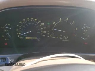 1999 Lexus LX 470 z VIN JT6HT00W1X0074382, wystawiony jako Copart lot #53612205 z przebiegiem 256 689 mil mil oraz Szkoda całkowita • Salvage title. Historia ofert i sprzedaży dostępna na DreamBid. Obrazek 9.