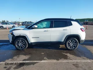 2018 Jeep Compass Latitude with VIN 3C4NJDBB5JT103587, listed as a IAAI auction lot 41944613 with 54,104 mi miles. Bid and sale history available at carsss.com. Image 14.