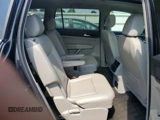 2022 Volkswagen Atlas SEL with VIN 1V2BR2CA1NC560810, listed as a Copart auction lot 63440665 with 54,121 mi miles and Salvage title. Bid and sale history available at DreamBid. Image 11.