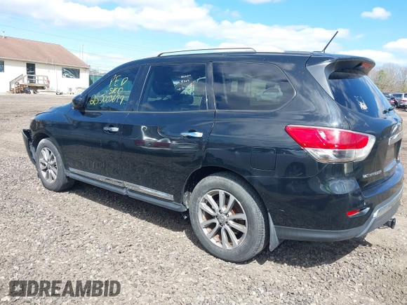 2015 Nissan Pathfinder SV with VIN 5N1AR2MM9FC625843, listed as a IAAI auction lot 41996006 with Not Provided miles and . Bid and sale history available at DreamBid. Image 13.
