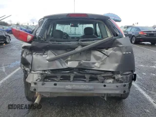 2005 Ford Focus S with VIN 3FAFP31N65R161757, listed as a Copart auction lot 44373605 with 187,145 mi miles and Salvage Title. Bid and sale history available at carsss.com. Image 6.