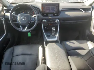 2021 Toyota RAV4 XLE Premium with VIN 2T3A1RFV2MW228513, listed as a Copart auction lot 46177175 with 79,216 mi miles and Salvage title. Bid and sale history available at DreamBid. Image 8.