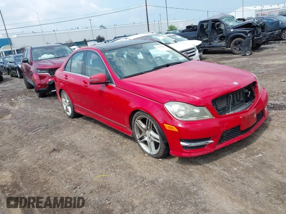 2012 Mercedes-Benz C 300 Sport с VIN WDDGF8BB8CR207493, выставлен на аукционе IAAI как лот 42660200 с пробегом 193 504 миль миль и . История ставок и продаж доступна на DreamBid. Изображение 1.