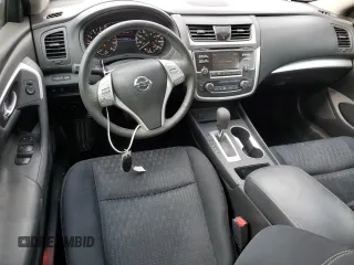 2016 Nissan Altima SV with VIN 1N4AL3AP0GC267131, listed as a Copart auction lot 53040465 with 122,308 mi miles and Salvage Title. Bid and sale history available at carsss.com. Image 8.