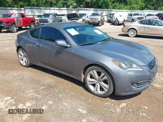 2011 Hyundai Genesis Coupe z VIN KMHHT6KD5BU057119, wystawiony jako IAAI lot #42120789 z przebiegiem 142 214 mil mil oraz . Historia ofert i sprzedaży dostępna na DreamBid. Obrazek 1.