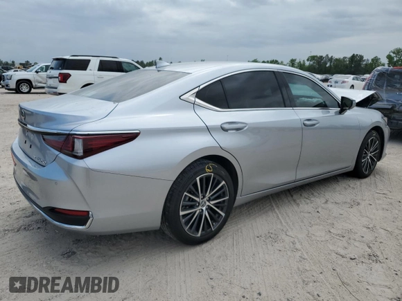2024 Lexus ES 250 with VIN 58AD11D1XRU013033, listed as a Copart auction lot 53267625 with 17,916 mi miles and Salvage title. Bid and sale history available at DreamBid. Image 3.