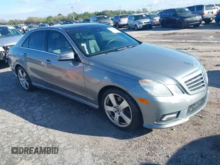 2010 Mercedes-Benz E-Class E 350 Luxury with VIN WDDHF5GB9AA227405, listed as a IAAI auction lot 41649380 with 265,042 mi miles. Bid and sale history available at carsss.com. Image 1.