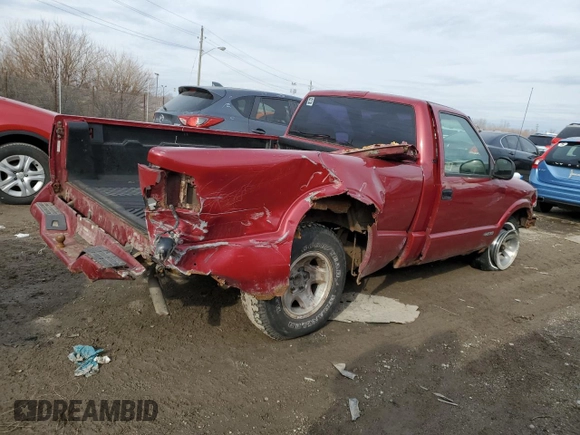1997 Chevrolet S-10 with VIN 1GCCS1447VK133537, listed as a Copart auction lot 42354235 with 122,005 mi miles and Salvage Title. Bid and sale history available at carsss.com. Image 3.