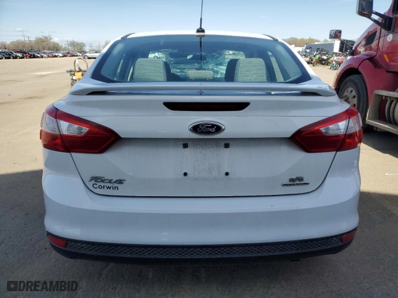 2014 Ford Focus SE with VIN 1FADP3F26EL229916, listed as a Copart auction lot 51135155 with 138,996 mi miles and Salvage Title. Bid and sale history available at carsss.com. Image 6.