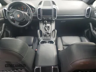 2011 Porsche Cayenne z VIN WP1AA2A26BLA03692, wystawiony jako Copart lot #62851635 z przebiegiem 154 927 mil mil oraz Czysty tytuł • Clean title. Historia ofert i sprzedaży dostępna na DreamBid. Obrazek 8.