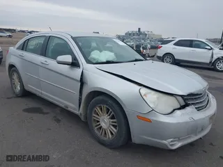 2008 Chrysler Sebring Touring with VIN 1C3LC56R08N118513, listed as a IAAI auction lot 41701133 with 196,996 mi miles. Bid and sale history available at carsss.com. Image 1.
