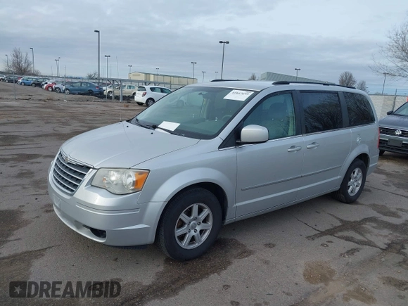 2010 Chrysler Town & Country Touring with VIN 2A4RR5D13AR346526, listed as a IAAI auction lot 41847699 with 271,266 mi miles. Bid and sale history available at carsss.com. Image 2.