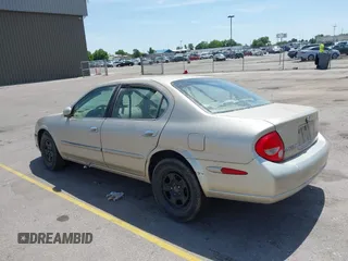 2000 Nissan Maxima GXE z VIN JN1CA31D3YT722606, wystawiony jako IAAI lot #42449273 z przebiegiem Nie podano mil oraz . Historia ofert i sprzedaży dostępna na DreamBid. Obrazek 3.