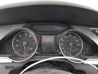 2012 Audi A5 Premium Plus z VIN WAULFAFH8CN000802, wystawiony jako Copart lot #45727785 z przebiegiem Nie podano mil oraz Szkoda całkowita • Salvage title. Historia ofert i sprzedaży dostępna na DreamBid. Obrazek 9.