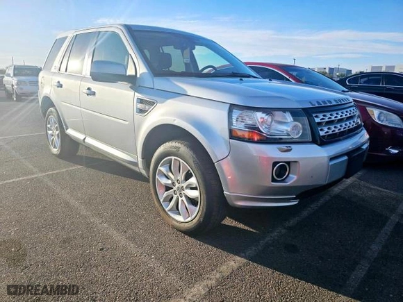 2014 Land Rover LR2 with VIN SALFR2BG5EH389838, listed as a Copart auction lot 76070094 with 131,493 mi miles and Clean Title. Bid and sale history available at carsss.com. Image 1.