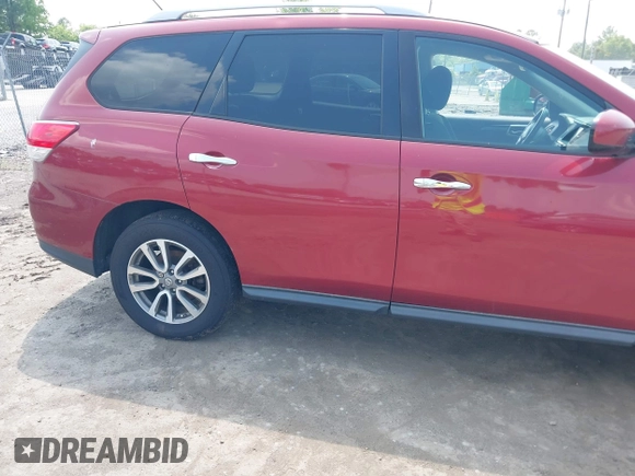 2013 Nissan Pathfinder SL with VIN 5N1AR2MM4DC655555, listed as a IAAI auction lot 42493665 with 161,159 mi miles and . Bid and sale history available at DreamBid. Image 6.