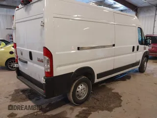 2022 Ram ProMaster Cargo with VIN 3C6LRVDG8NE123381, listed as a IAAI auction lot 41719262 with 123,655 mi miles and . Bid and sale history available at DreamBid. Image 4.