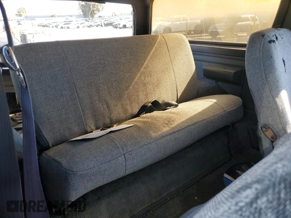 1989 Ford Bronco Custom with VIN 1FMEU15H1KLA71087, listed as a Copart auction lot 89330975 with 98,096 mi miles and Salvage Title. Bid and sale history available at DreamBid. Image 11.