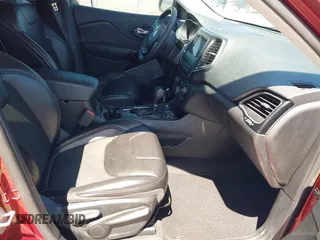 2019 Jeep Cherokee Latitude Plus with VIN 1C4PJMLB7KD384984, listed as a IAAI auction lot 42243845 with 60,914 mi miles and . Bid and sale history available at DreamBid. Image 5.
