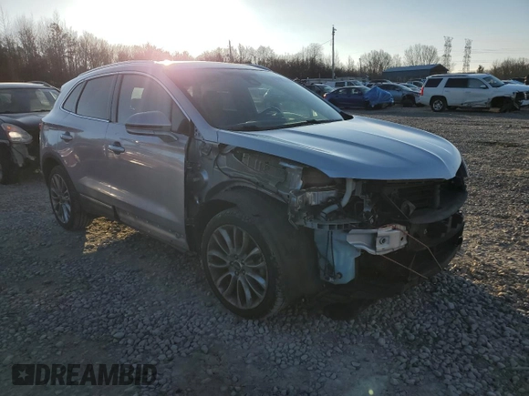 2018 Lincoln MKC Reserve with VIN 5LMCJ3C99JUL20653, listed as a Copart auction lot 43026625 with 61,199 mi miles and Salvage title. Bid and sale history available at DreamBid. Image 4.