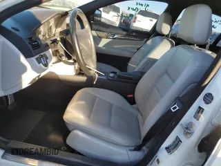 2009 Mercedes-Benz C 350 Sport with VIN WDDGF56X89R059164, listed as a Copart auction lot 86833644 with 142,298 mi miles and Salvage title. Bid and sale history available at DreamBid. Image 7.